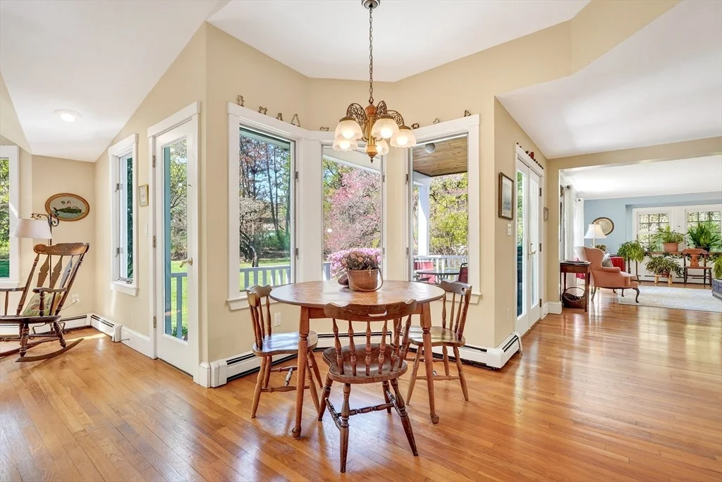 Photo of 374 Dover Road