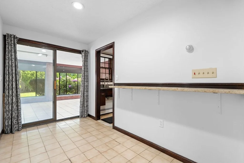 Photo of 11 Sparhawk Cir
