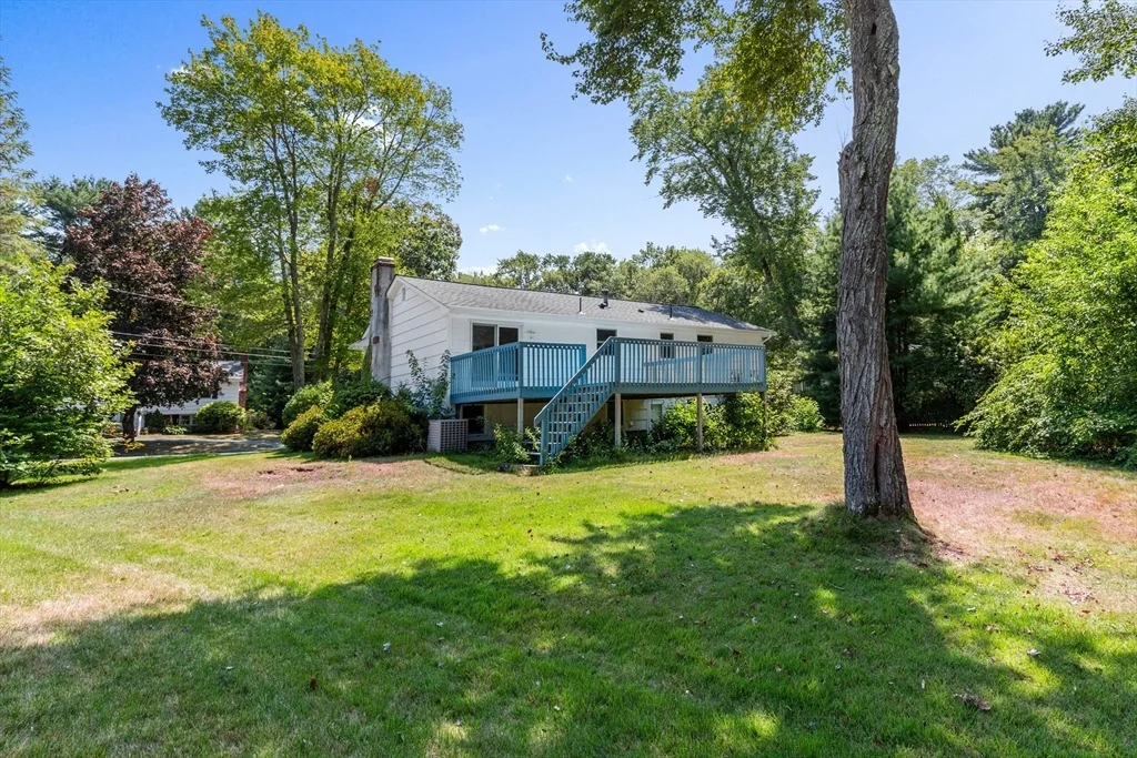 Photo of 40 Crystal Cir