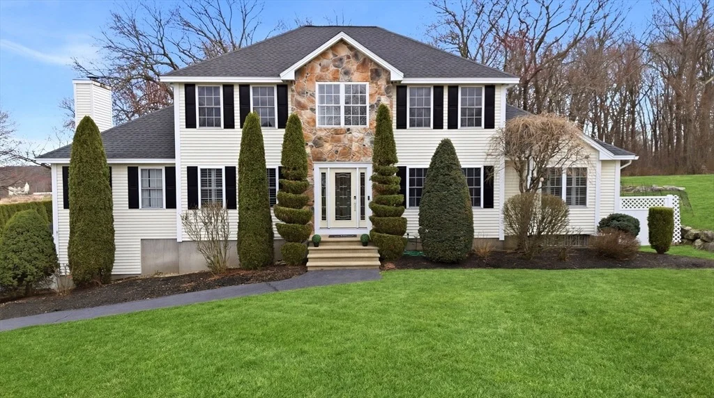 Photo of 23 Carle Dr