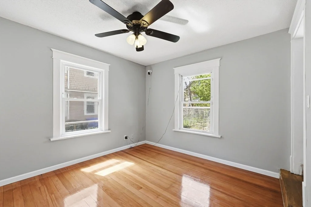 Photo of 62 Kenyon St