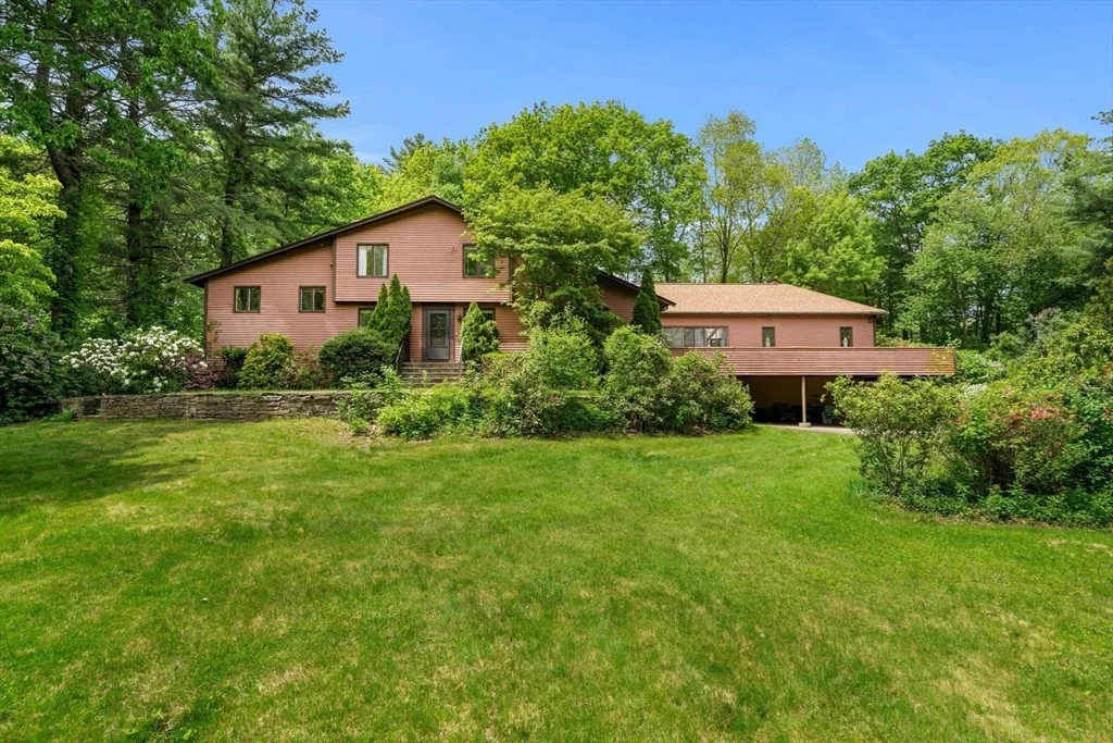 Photo of 29 Pine Ridge Rd