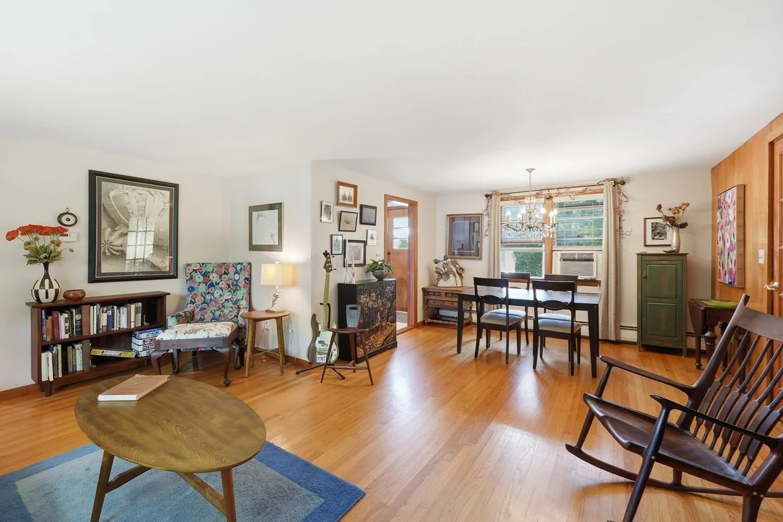 Photo of 12 Summer Hill Rd
