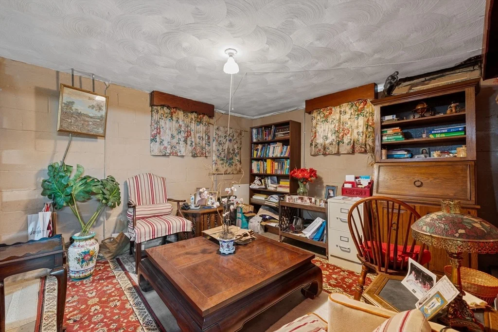 Photo of 38 Cutter Hill Rd