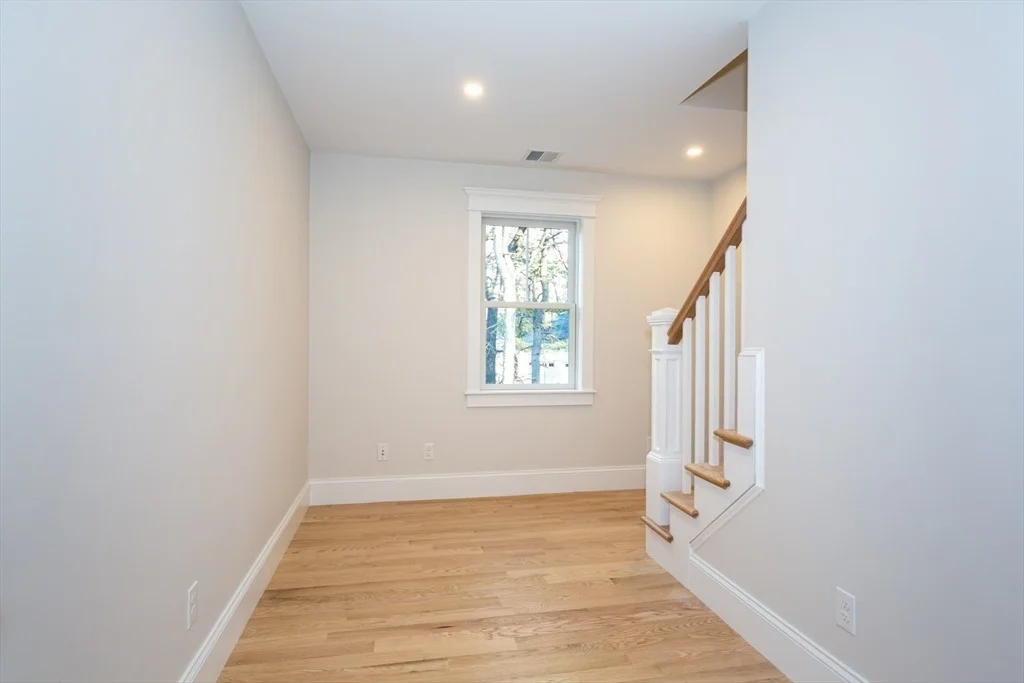 Photo of 6 Briar Ln
