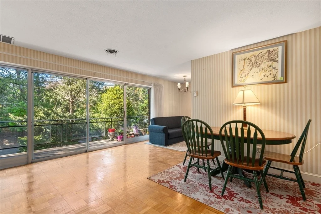 Photo of Unit 124 at 1202 Greendale Avenue