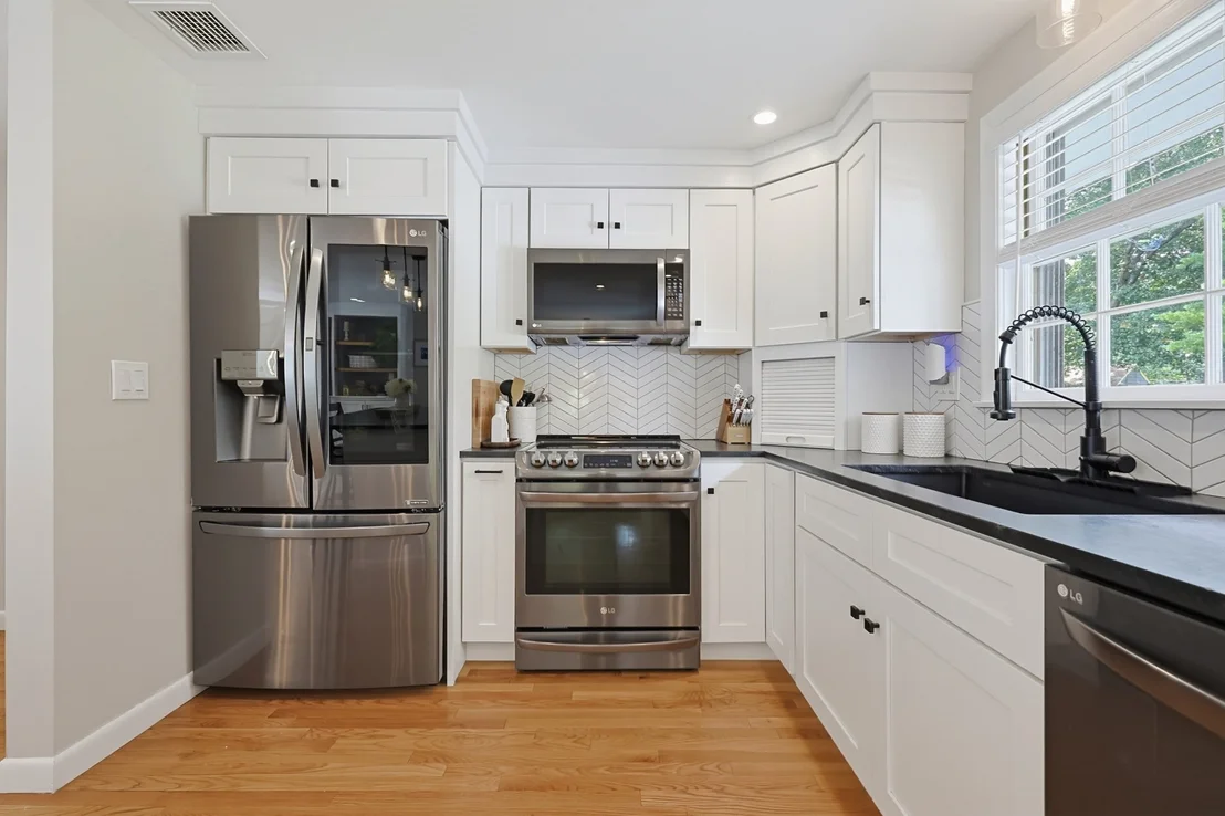 Photo of 10 Howe Circle