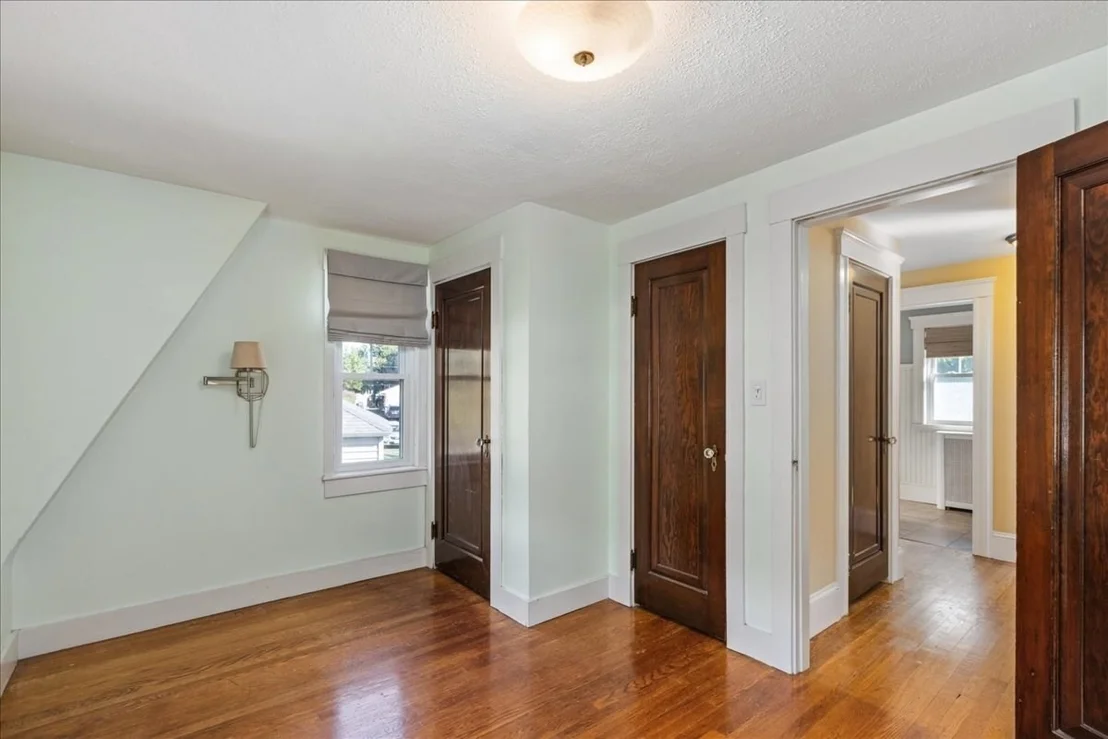 Photo of 2 Houston Avenue