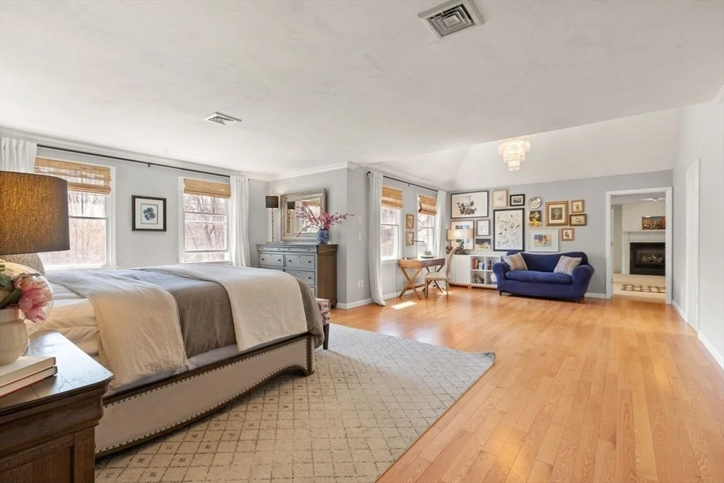 Photo of 7 Dry Pond Rd