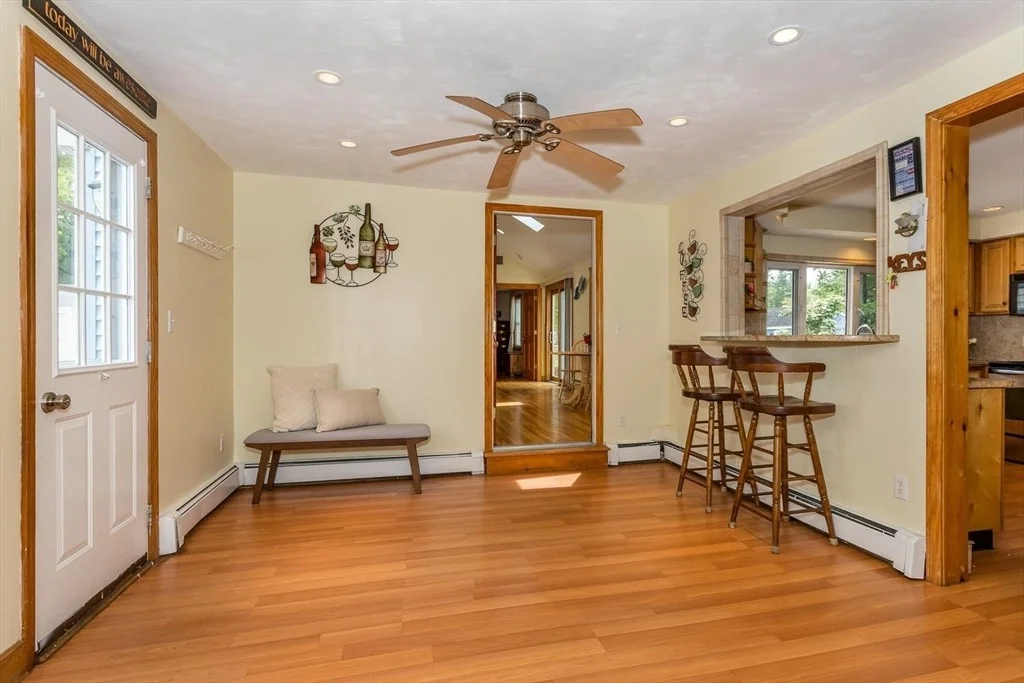 Photo of 10 Cedarcrest