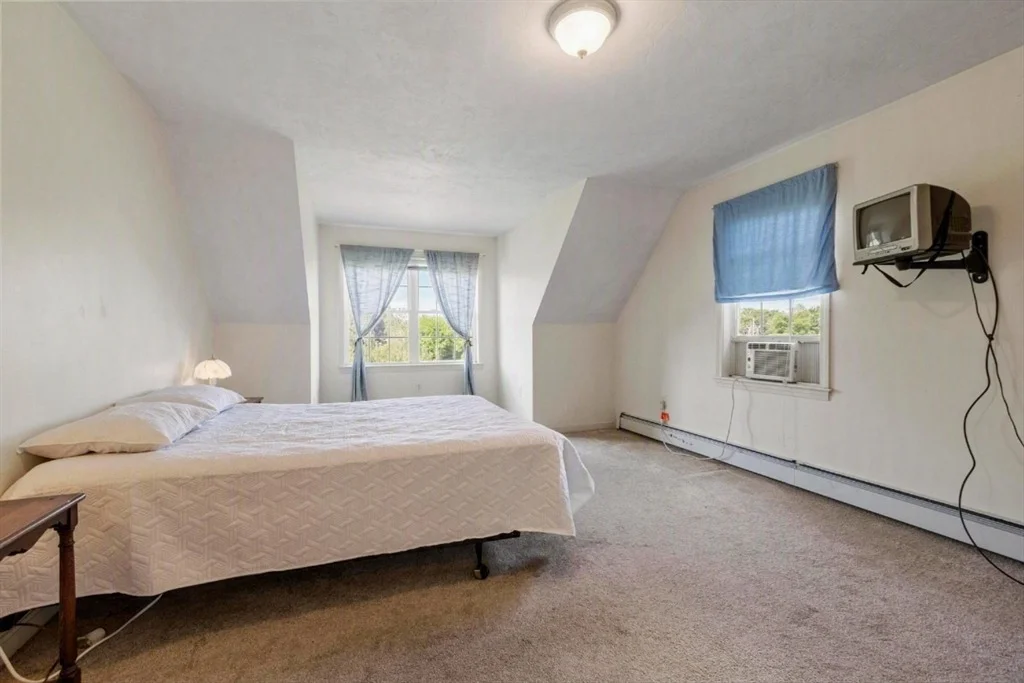 Photo of 140 Chace Hill Rd