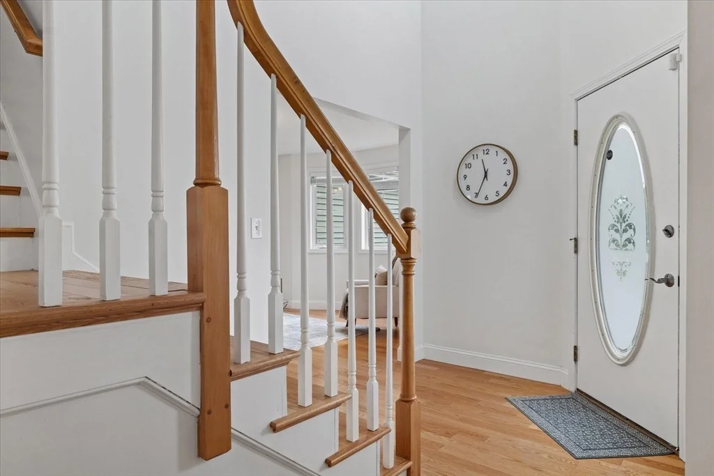 Photo of 8 Cardinal Cir