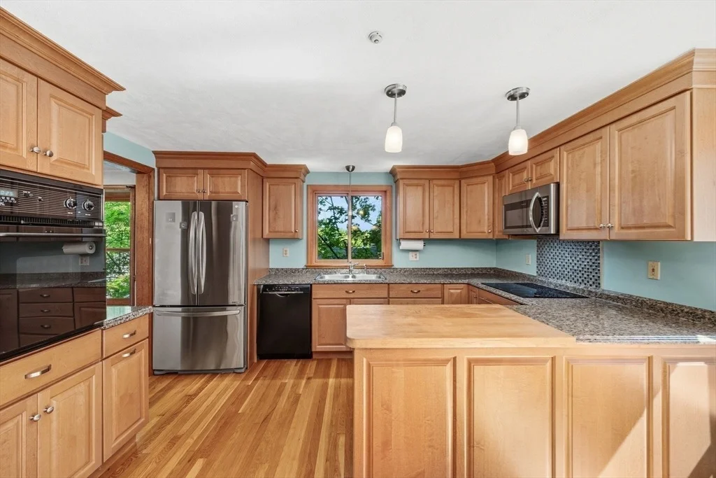 Photo of 17 Kernwood Heights