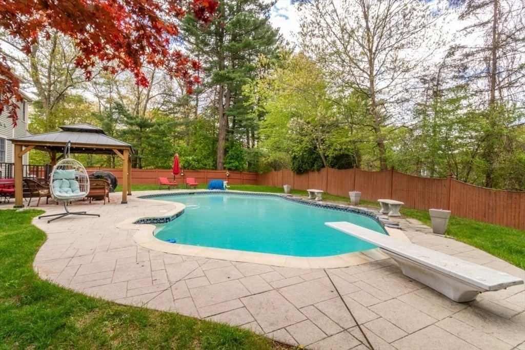 Photo of 2 Macintyre Dr