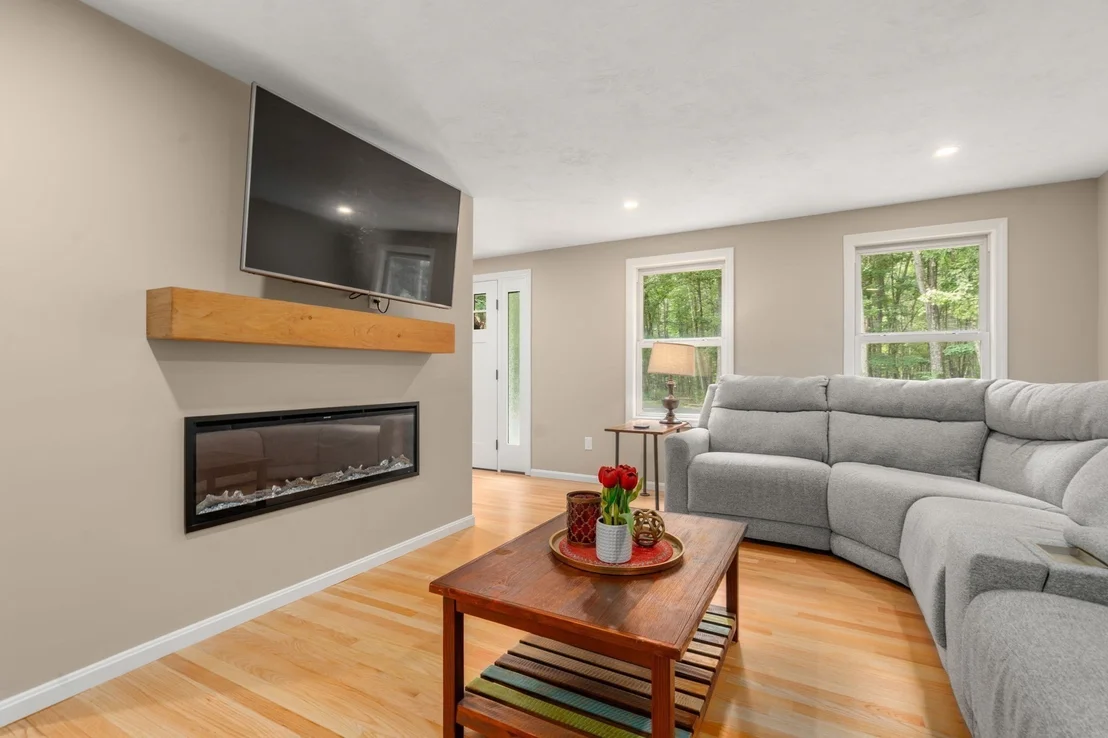 Photo of 181 Sterling Rd