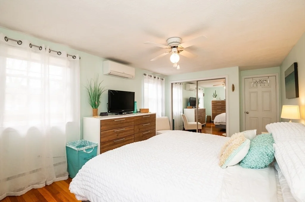 Photo of 189 West Shore Dr