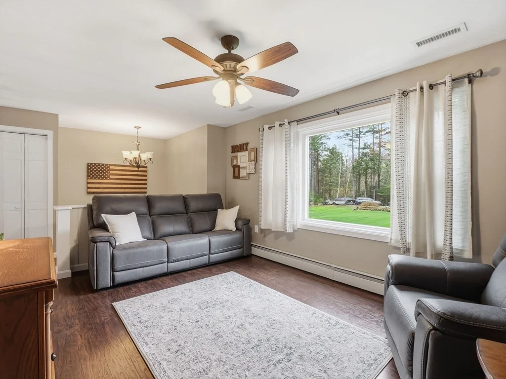 Photo of 522 Barre Rd