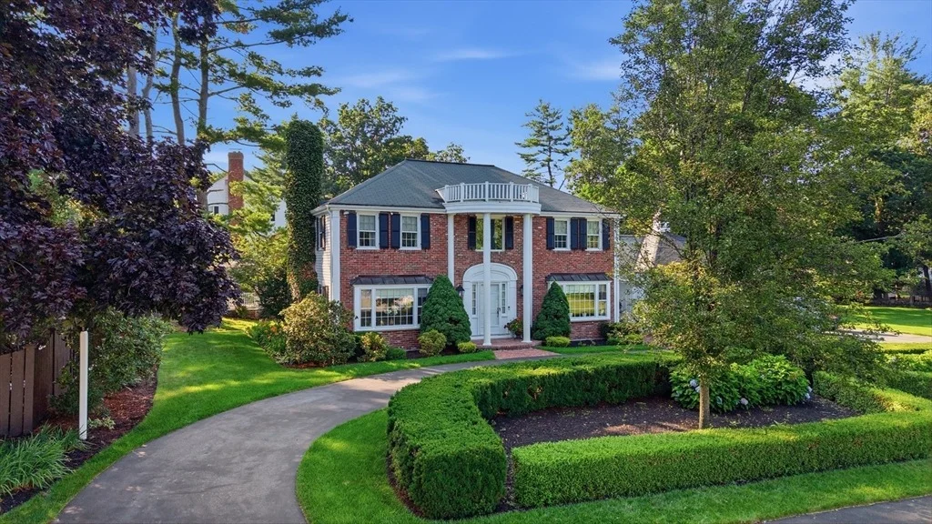 Photo of 2 Russell Road