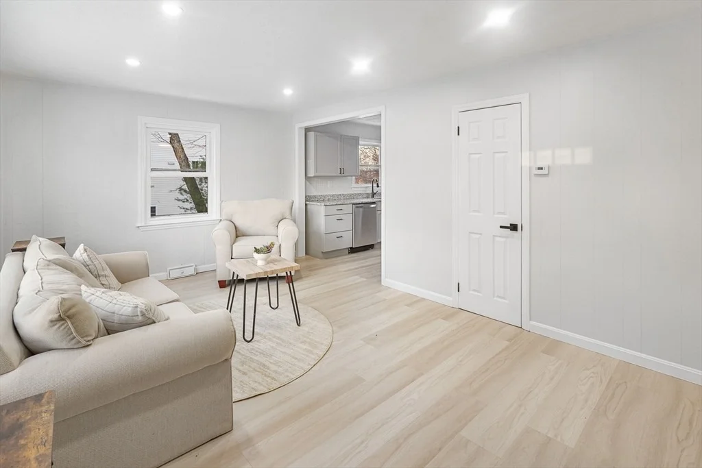 Photo of 22 Outlook Drive