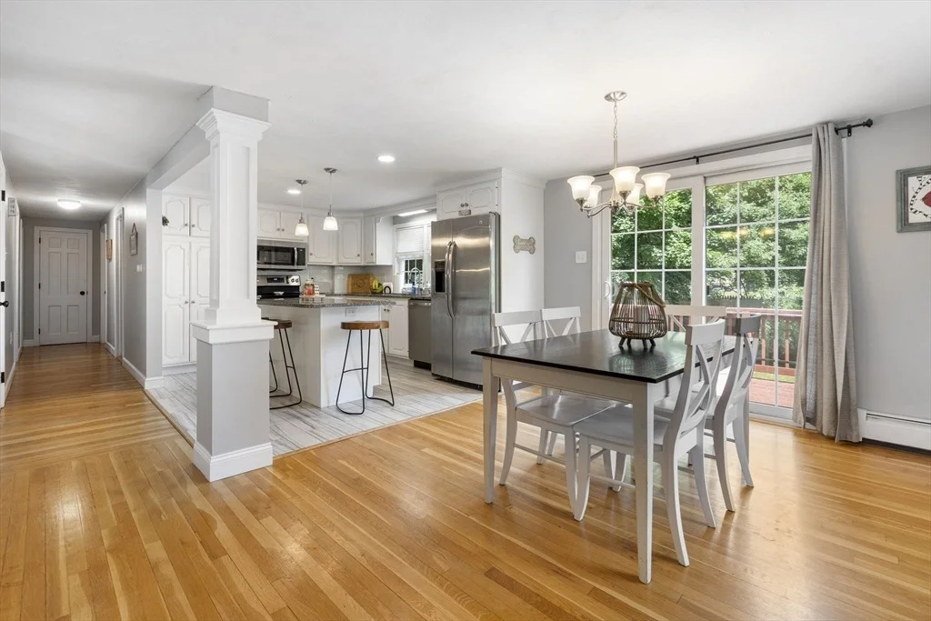 Photo of 35 Oakmeadow Ln