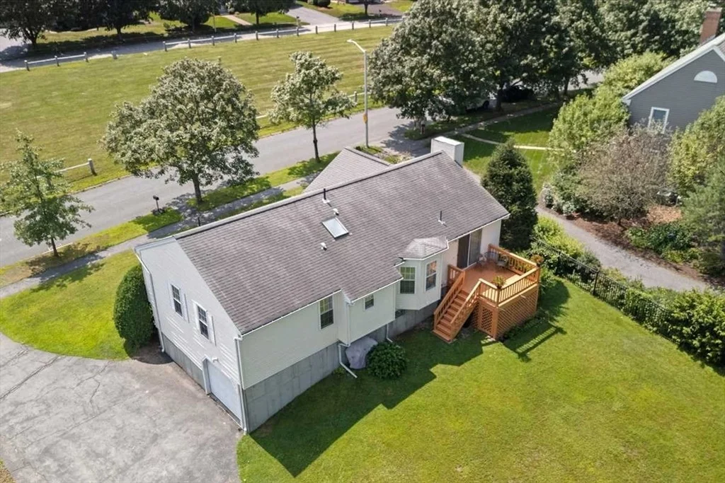 Photo of 6 Moreland Green Dr