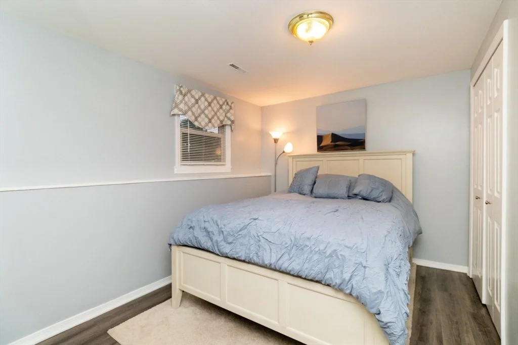 Photo of 89 Fernandez Cir