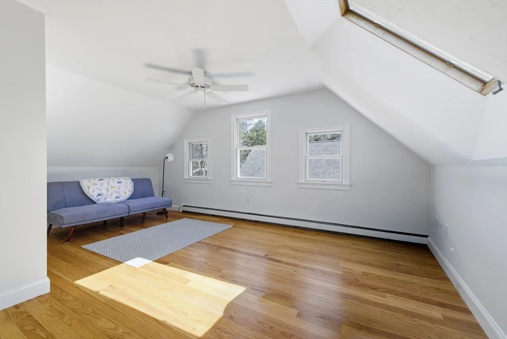 Photo of 120 Degrass Road