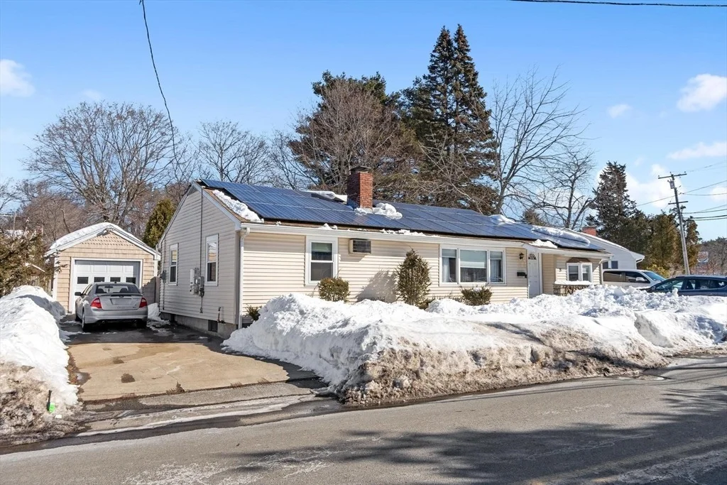 Photo of 18 Dunham Rd
