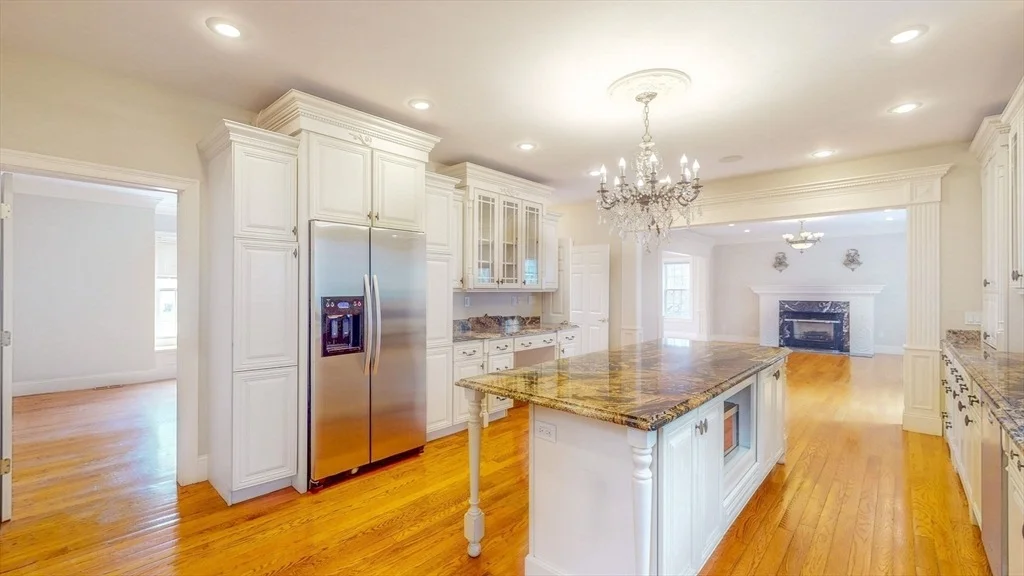 Photo of 455 Waban Ave