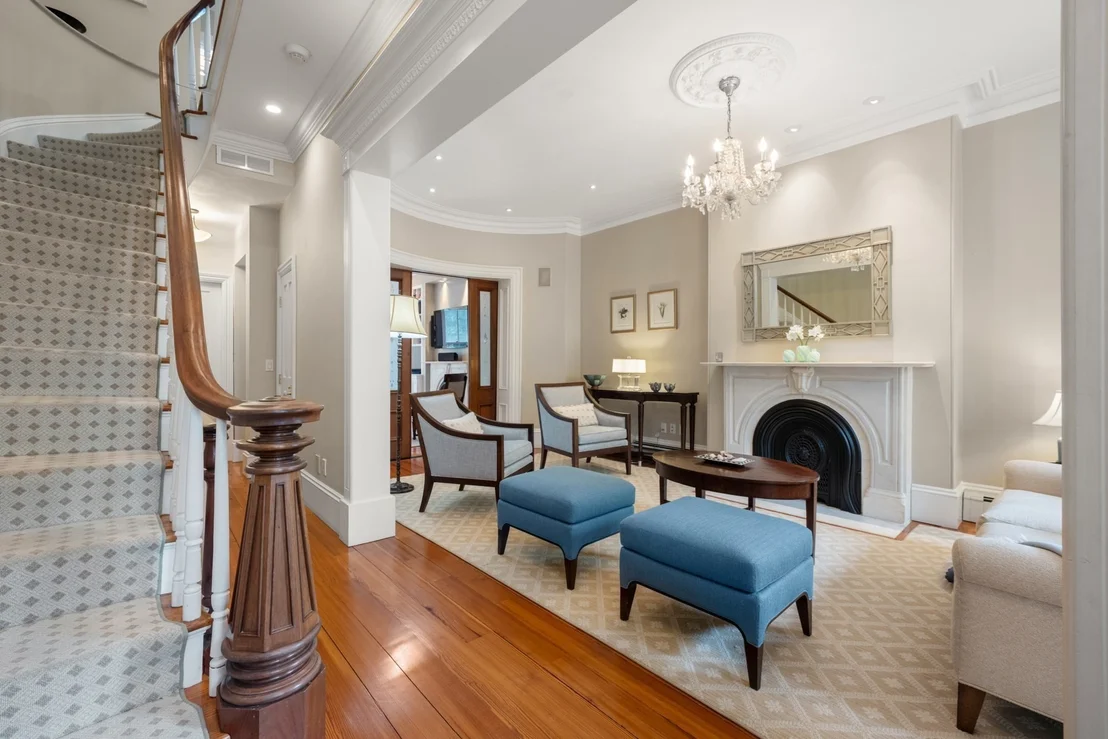 Photo of 112 Appleton Street