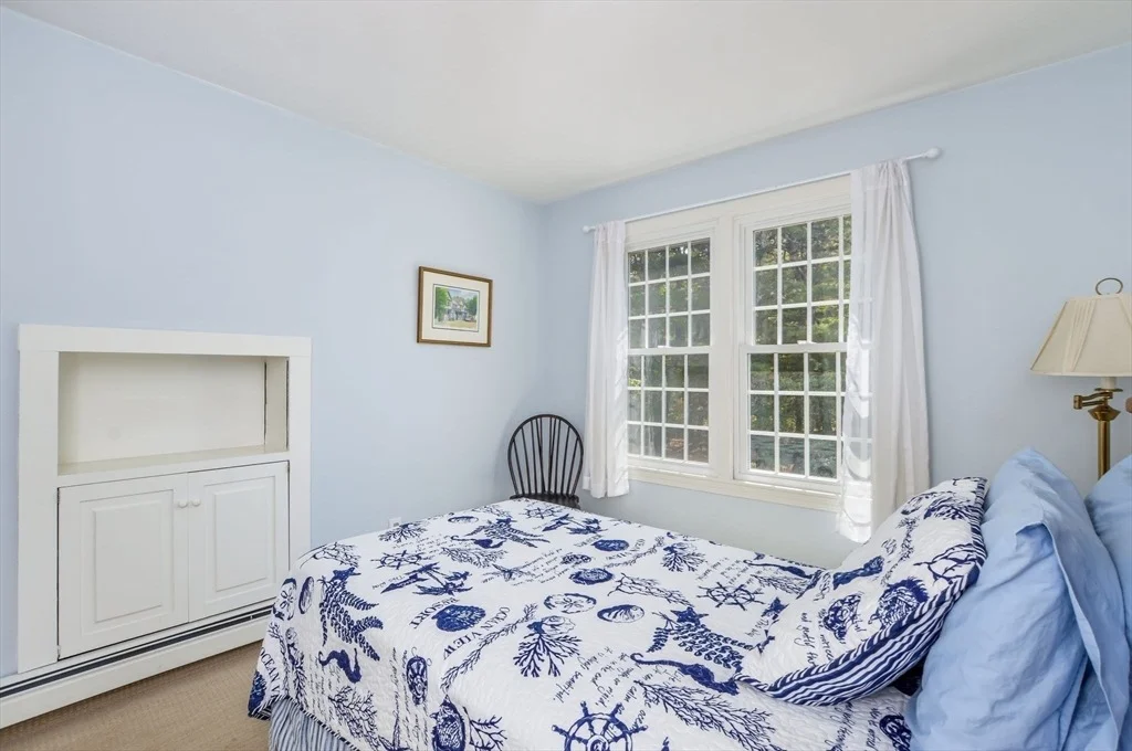 Photo of 290 Cotuit Bay Dr