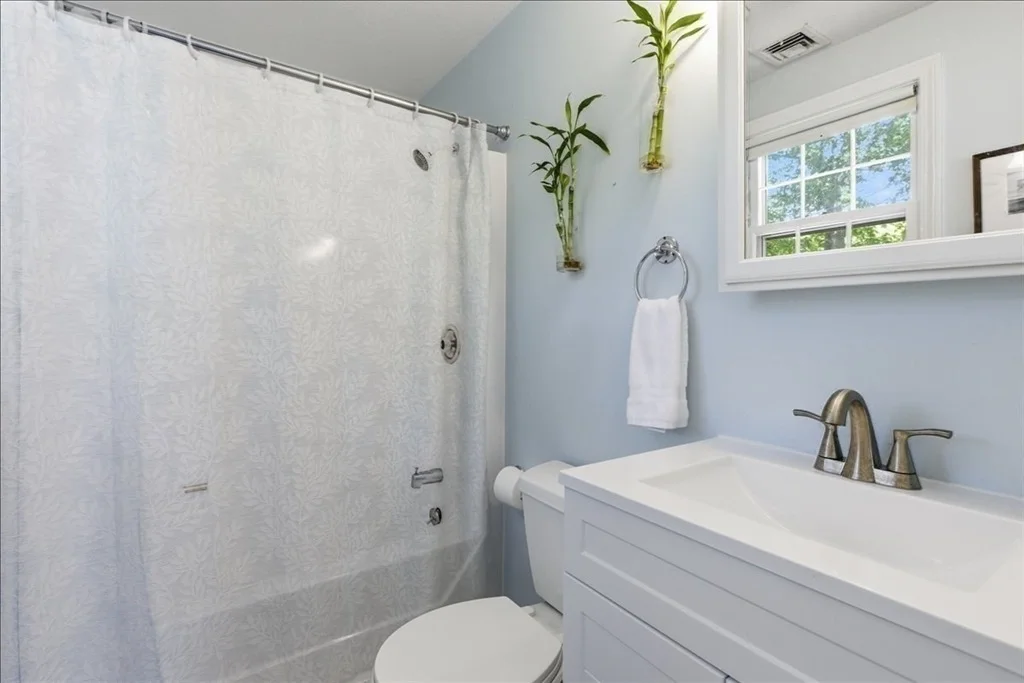 Photo of 27 Kennel Hill Dr