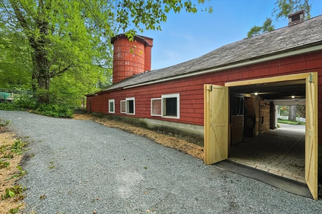 Photo of 254 Ames Rd