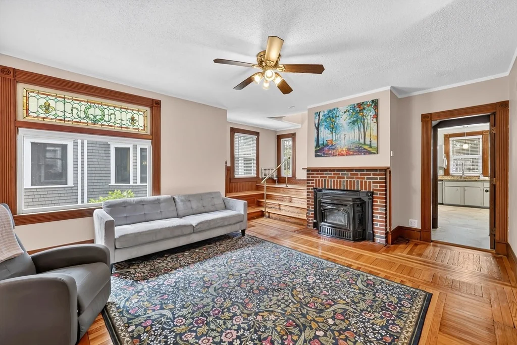 Photo of 36 Spruceland Ave