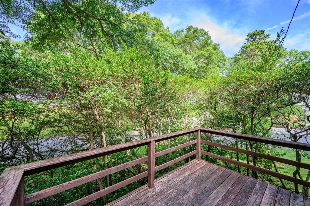 Photo of 109 Harbor Hills Rd