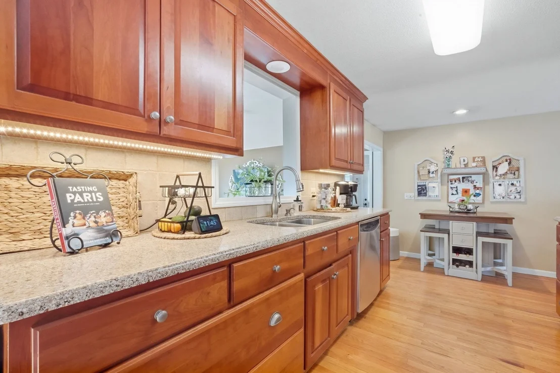 Photo of 36 Decorie Dr
