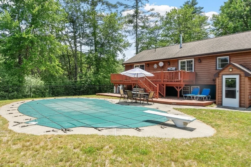 Photo of 165 Hockanum Road