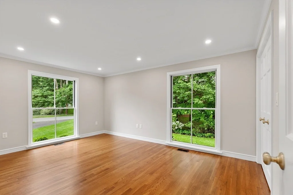 Photo of 8 Brent Rd