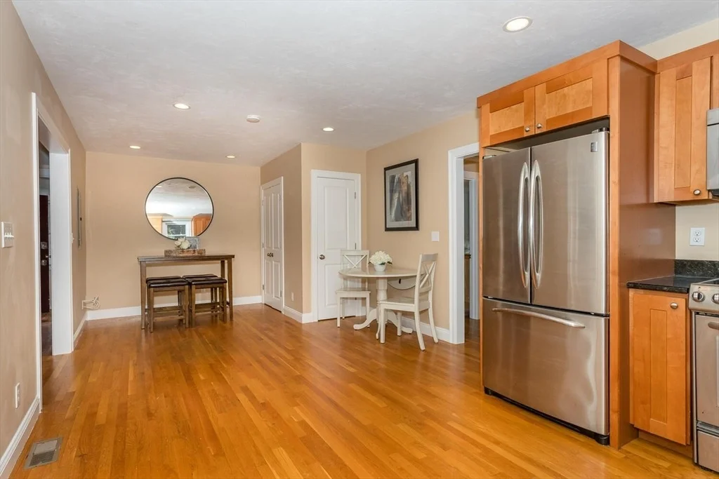 Photo of 264 Pleasant Street