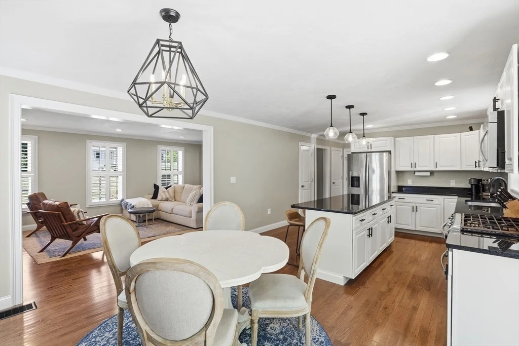 Photo of 37 Hemlock Dr