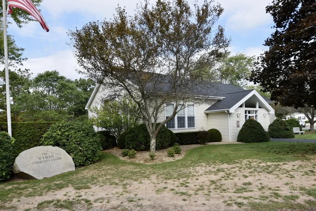 Photo of 2 Edgewood Circle