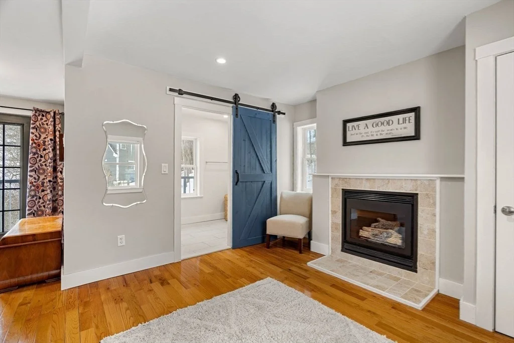 Photo of 30 Bear Hill Road