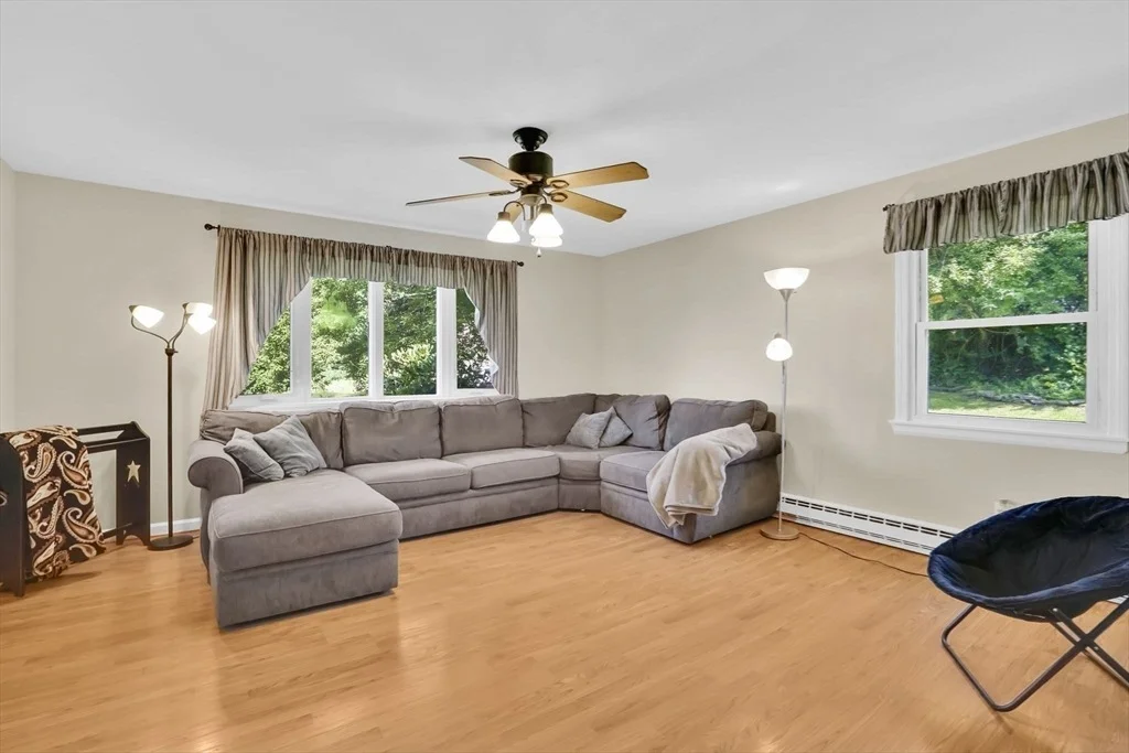 Photo of 11 Juniper Hill Rd