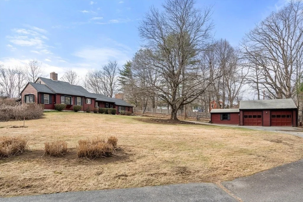 Photo of 422 Liberty Square Rd