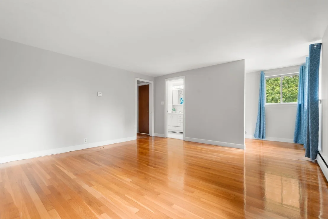 Photo of 444 Clapboardtree Street