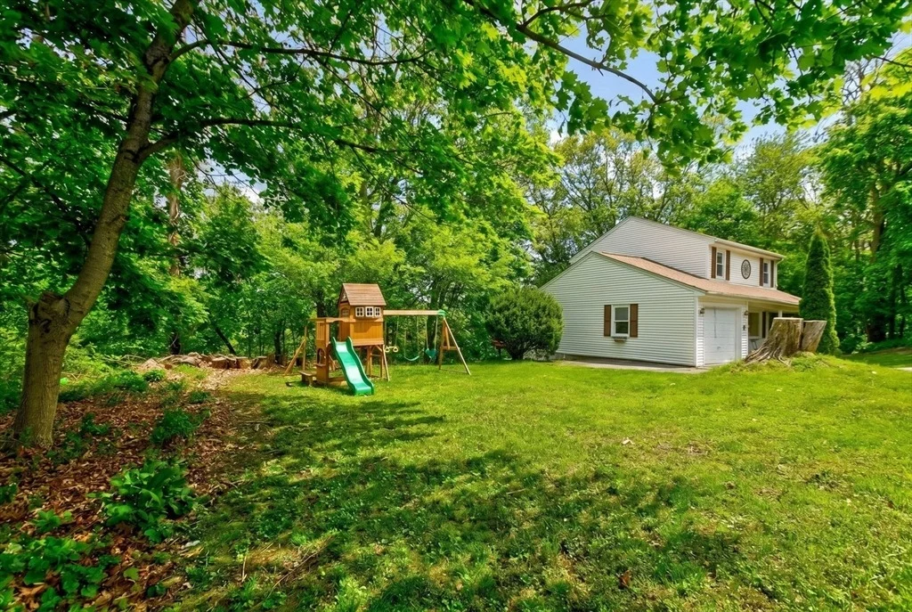 Photo of 48 Westview Rd