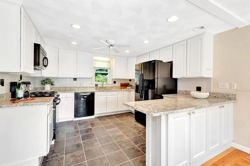 Photo of 443A North Road