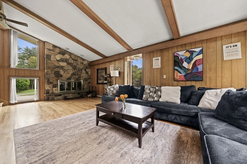 Photo of 1 Hemlock Dr