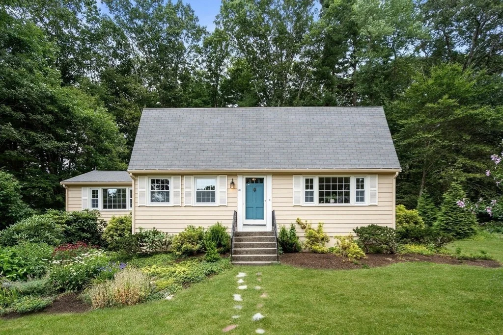 Photo of 18 Evergreen Way