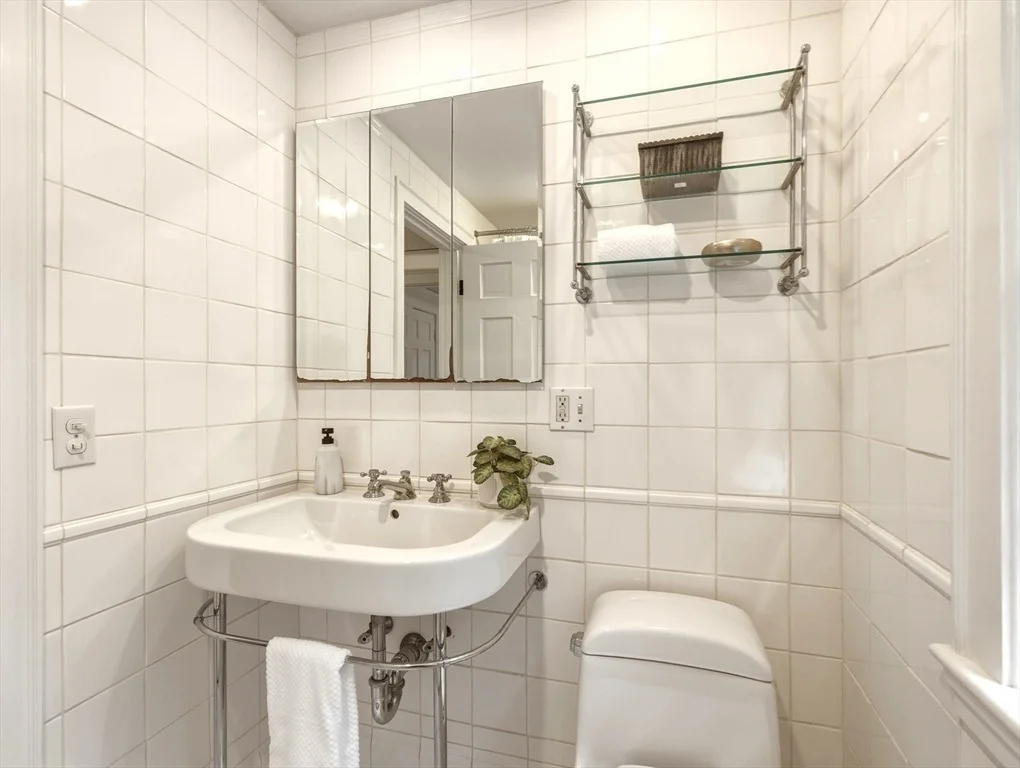 Photo of 10 Radcliffe